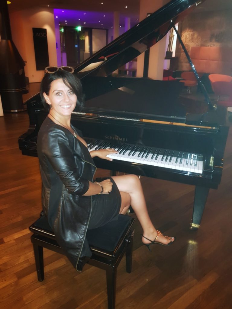 Ayse Sezer